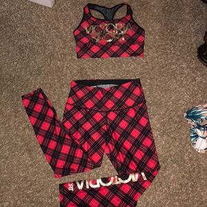 *SOLD* VS leggings and sports bra set